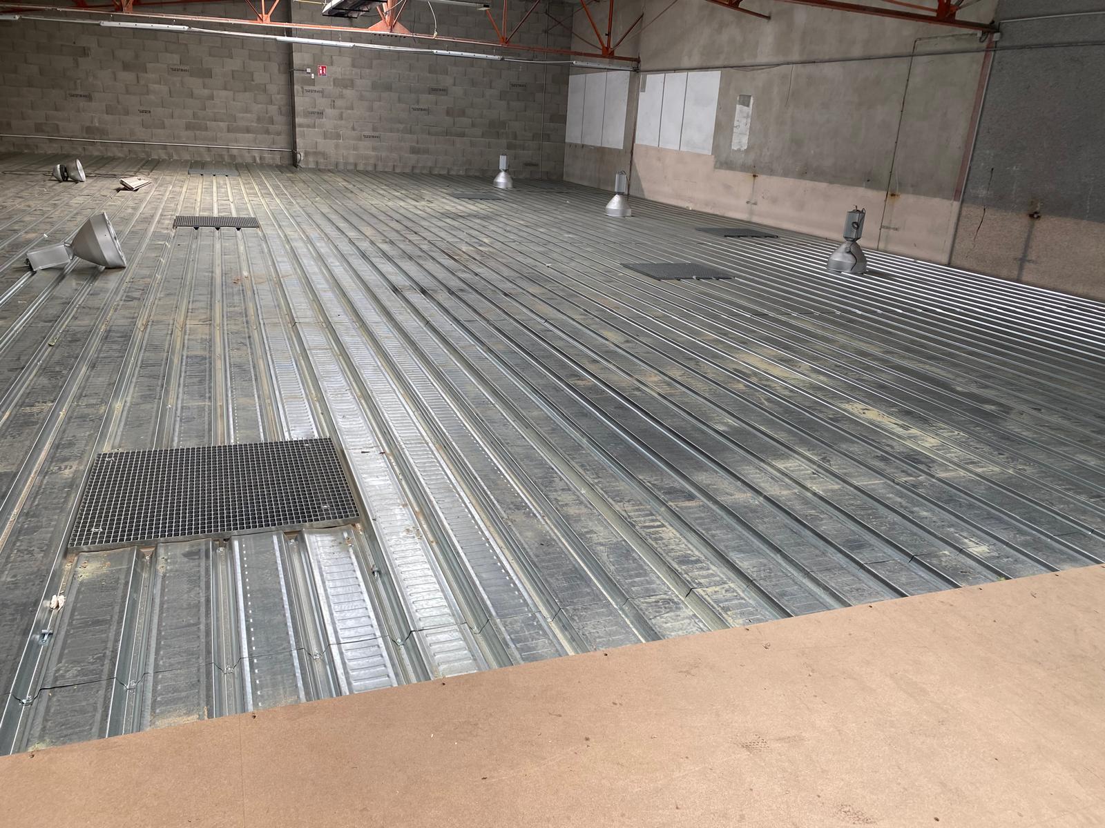 Mezzanine de 450m2 + rack léger - MANORGA