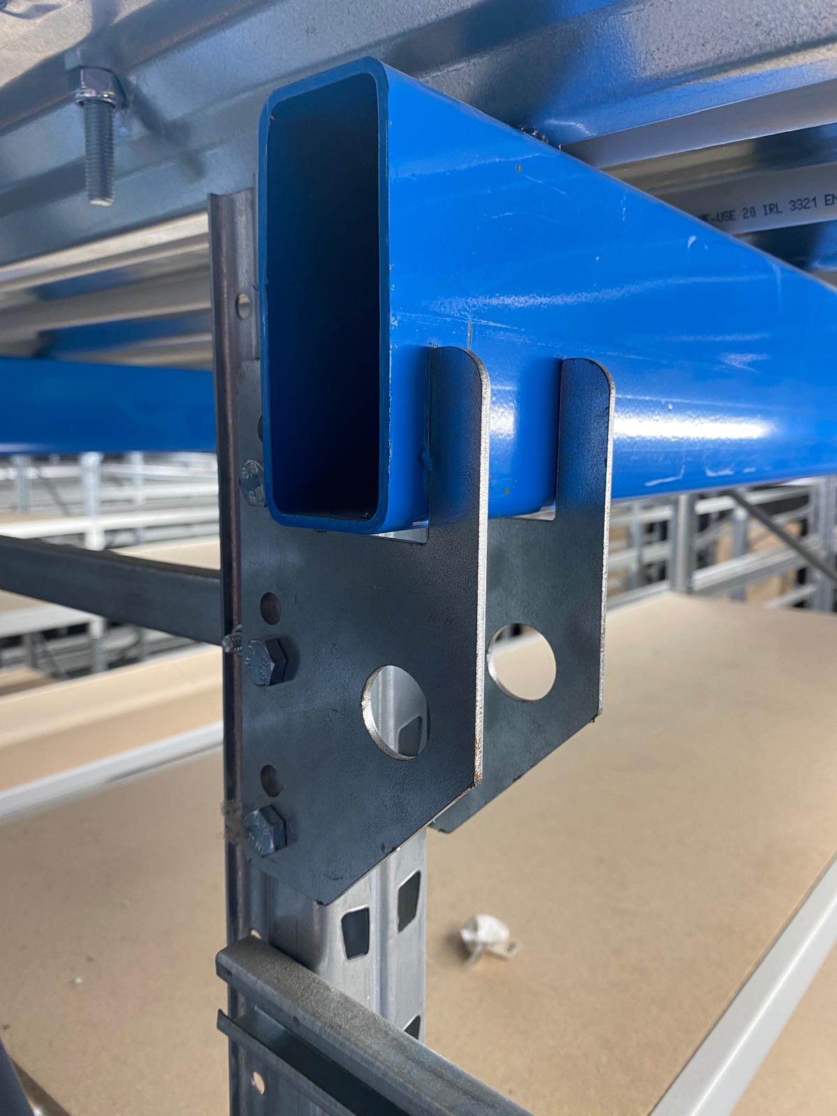 Mezzanine de 450m2 + rack léger - MANORGA